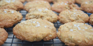 Vanilla Bean Salted Oatmeal Cookies